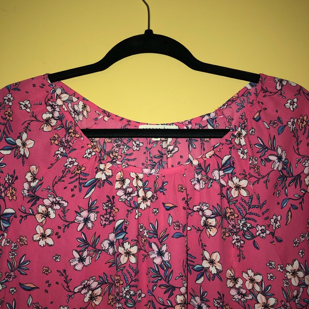 2/$15 NWT Top w/ Elastic Wrist B13 - Picture 7 of 7